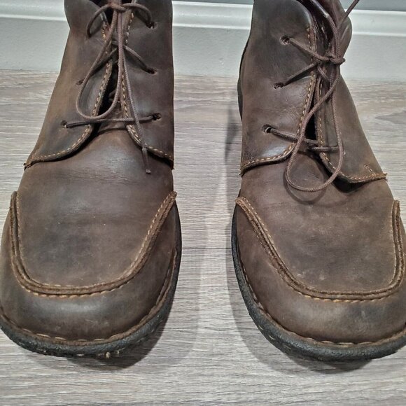 Born Henrik Mens Chukka Ankle Boots Brown Leather Lace Up Sz 9/40.5 - Picture 3 of 16
